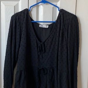 Cute black long sleeve with a low neck